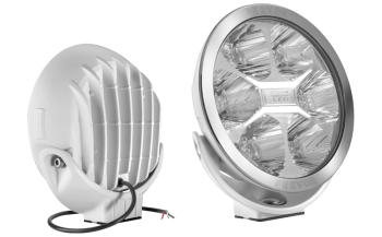 LED Fernscheinwerfer im Weißhäuse (Referenzzahl 50)